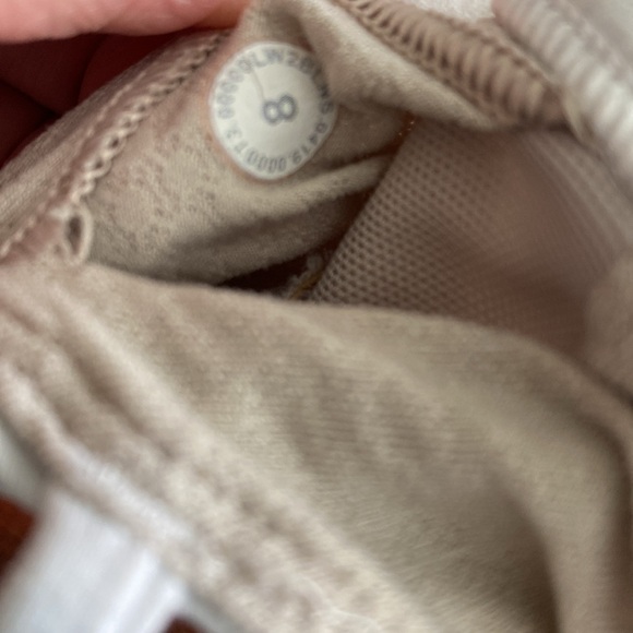 Lululemon Free To Be Hugh Neck Bras - Picture 4 of 4